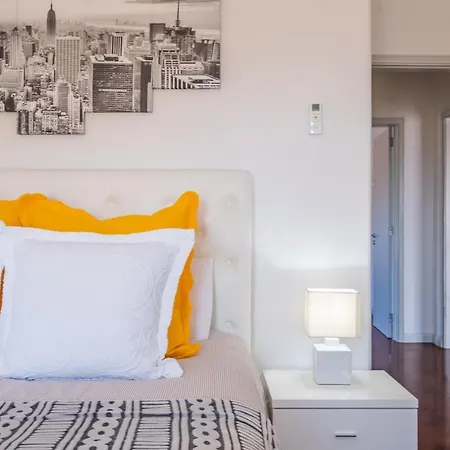 Jasmineiro - By Wehost Funchal (Madeira)