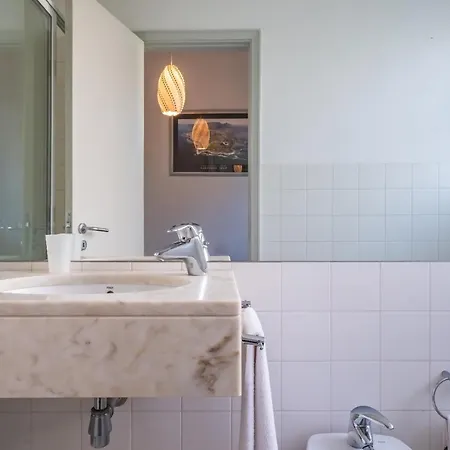 Jasmineiro - By Wehost *