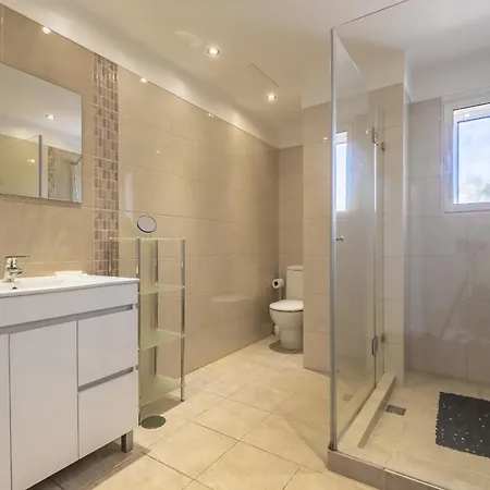 Appartement Jasmineiro - By Wehost