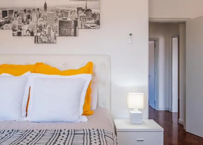 Jasmineiro - By Wehost פונשל