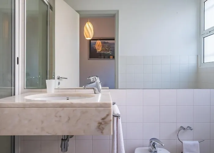 Jasmineiro - By Wehost *