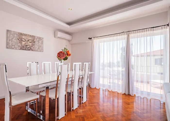 Jasmineiro - By Wehost