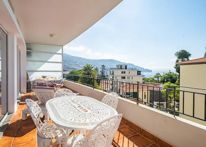 Jasmineiro - By Wehost *